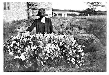 Polly Southgate at Grave