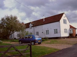 Little Snoring White House